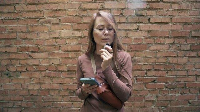 Late Night Laughs with cà khịa tv and i love cigs A Snarky Take on Streaming Culture
